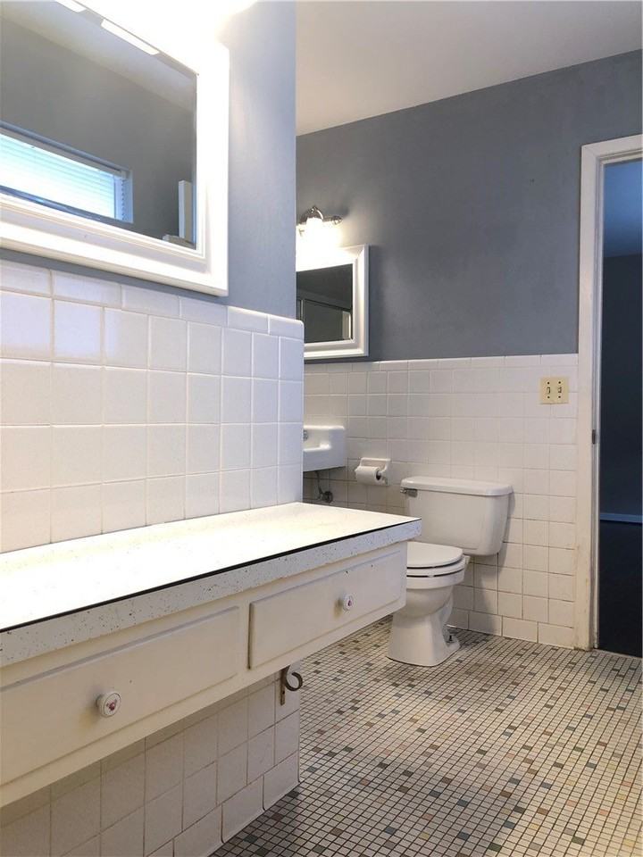 1601 N Sang Ave - Photo 7 of 13