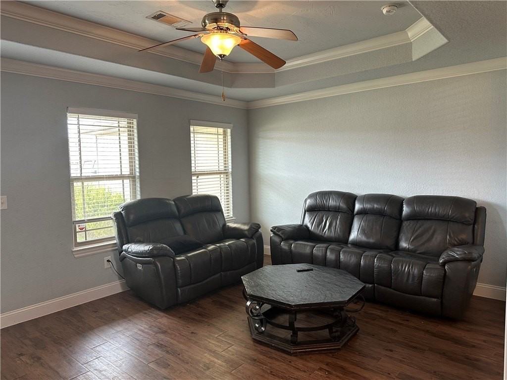 3903 Sw Capstone Ave - Photo 5 of 14