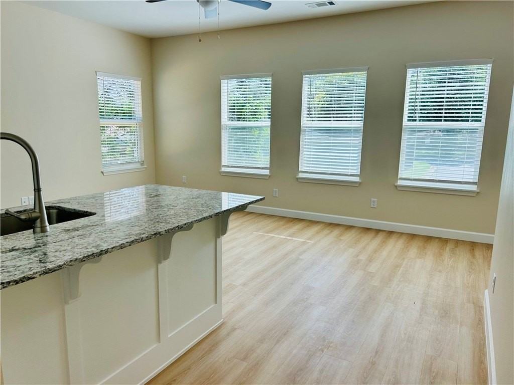 708 E Johnson Ave #B - Photo 5 of 12
