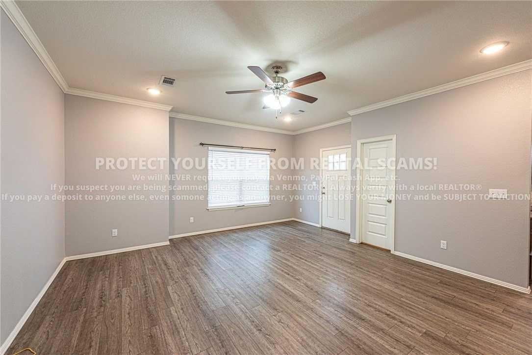 1374 N Corsica Dr - Photo 3 of 19