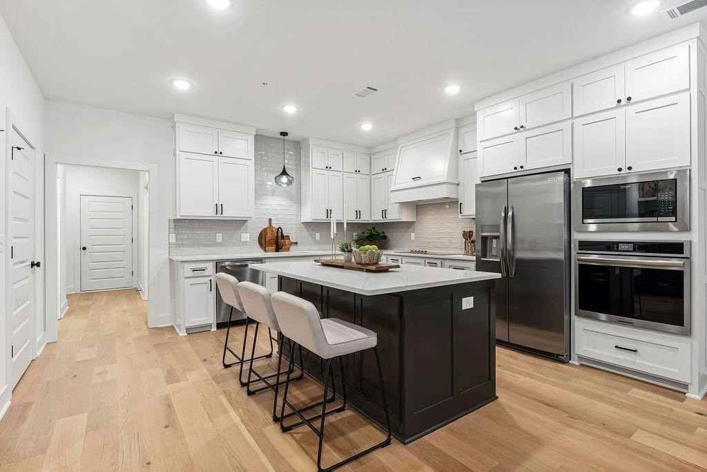 4114 W Olive St - Photo 5 of 40