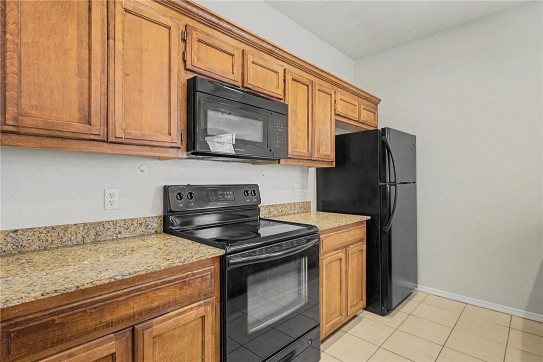 3102 Sw Deerfield Blvd #2 - Photo 5 of 21