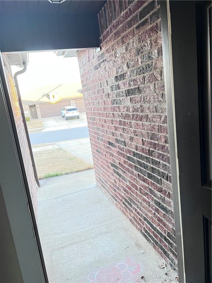 431 Red Robin St - Photo 6 of 23