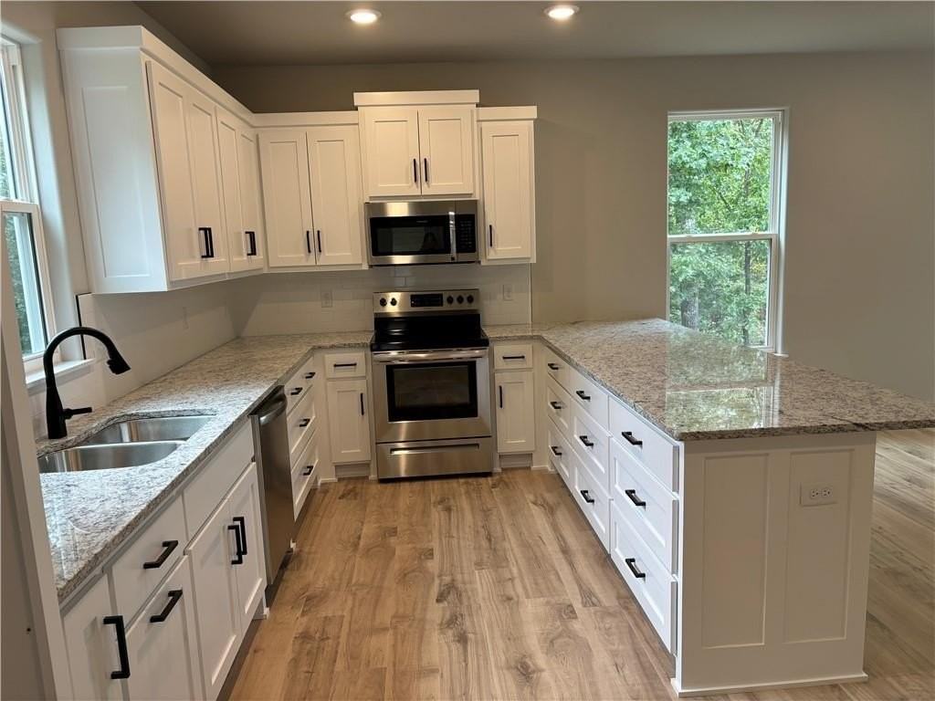 7 Prestwick Ln - Photo 5 of 19