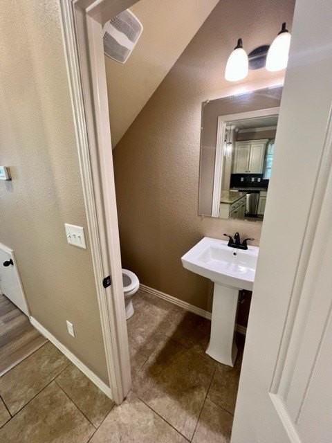 892 W Hughes St - Photo 6 of 15