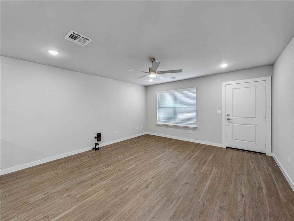 6611 Nw Altus St - Photo 2 of 16