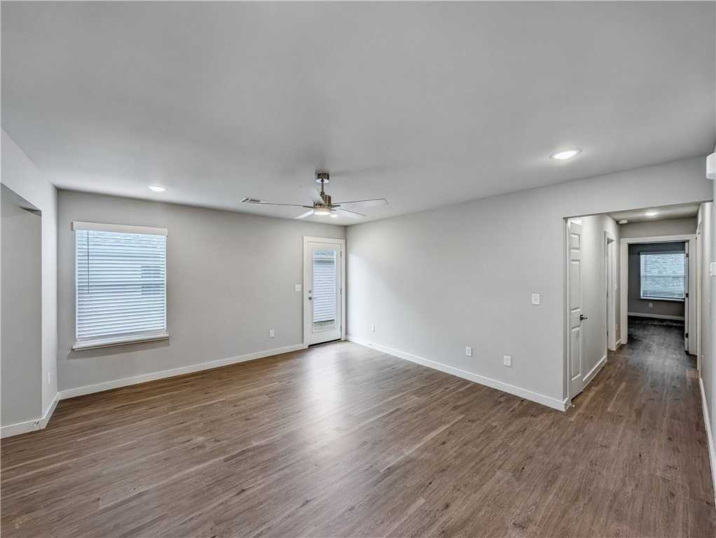 6619 Nw Altus St - Photo 3 of 16