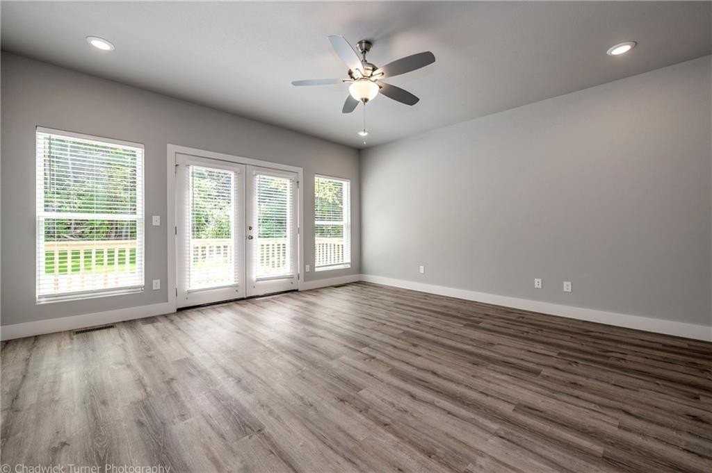 1510 N Gregg Ave - Photo 4 of 27