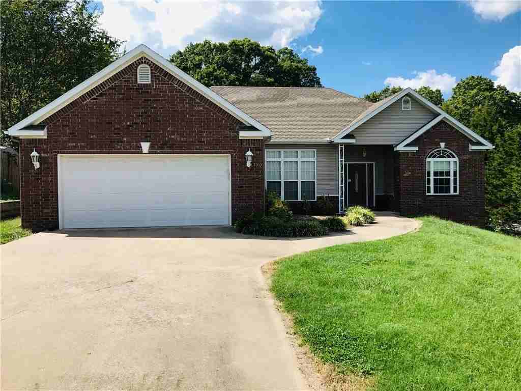 15 Mills Dr