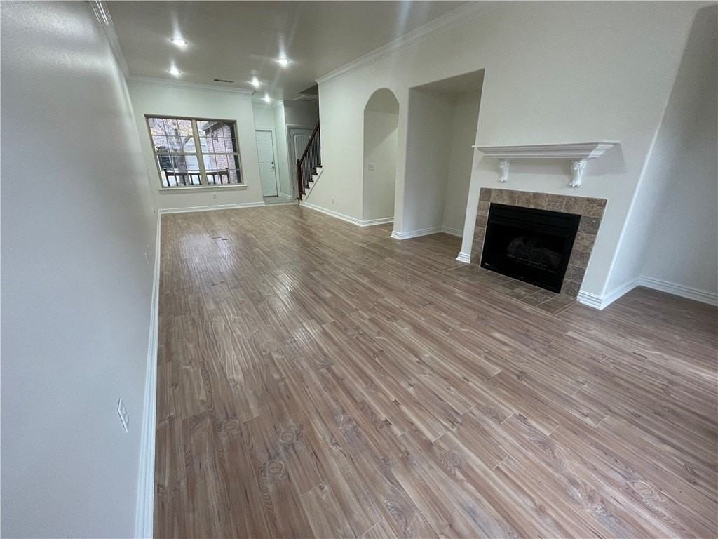 2814 2814 Valley W Court - Photo 5 of 32