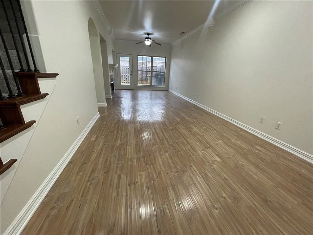 2814 2814 Valley W Court - Photo 7 of 32