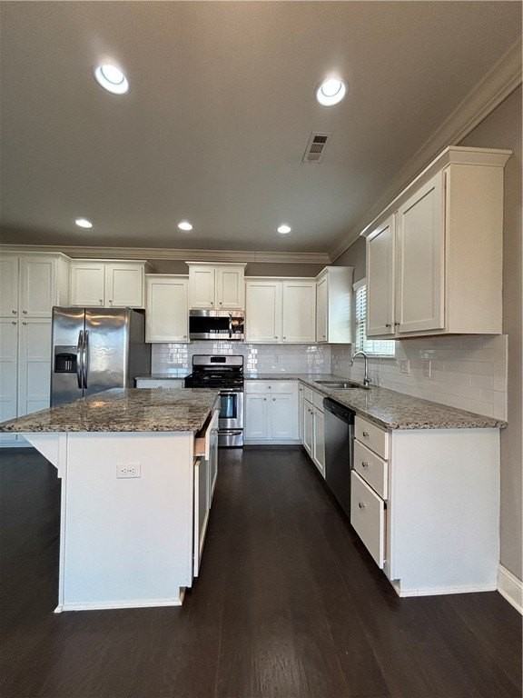 4400 Sw Eggersway Pl - Photo 3 of 18