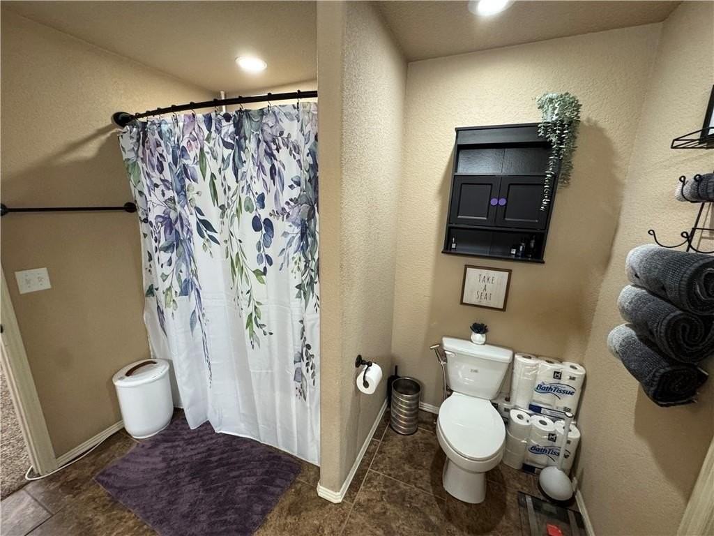 1008 Kensington Dr - Photo 7 of 12