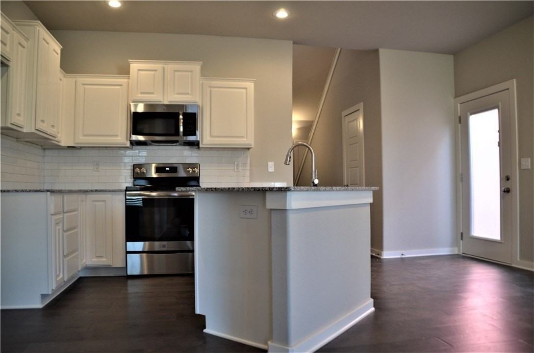 3912 Sw Peachwood Dr - Photo 6 of 27