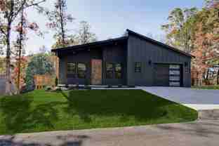 17 Islay Dr - Photo 1 of 1