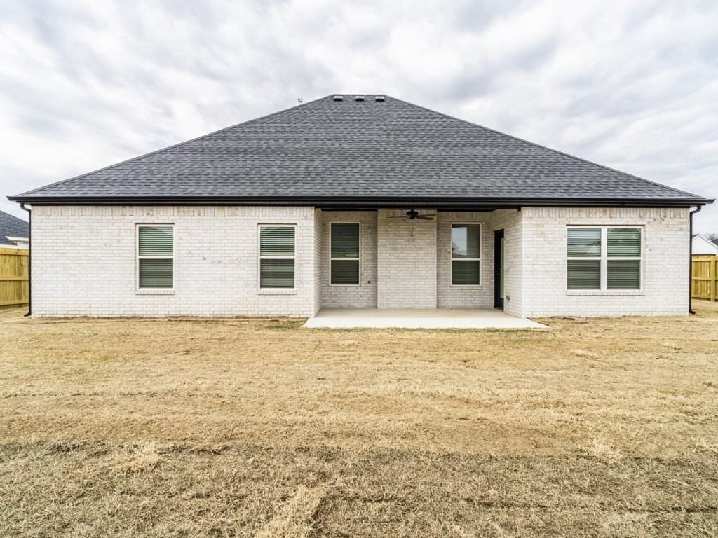 441 Willow Dr - Photo 3 of 21