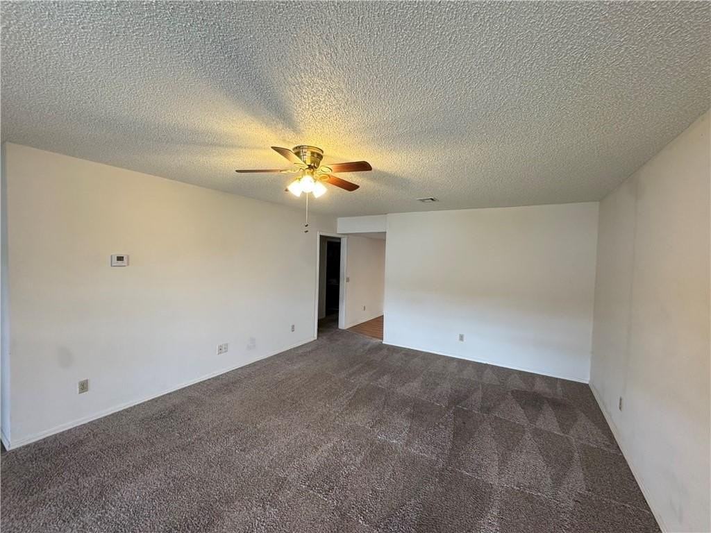 312 S 11th Pl - Photo 3 of 14