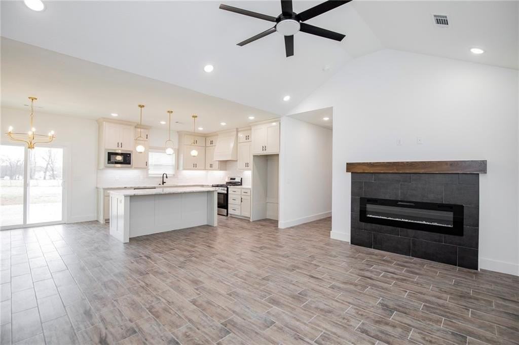 1 Patrick Pl - Photo 3 of 30