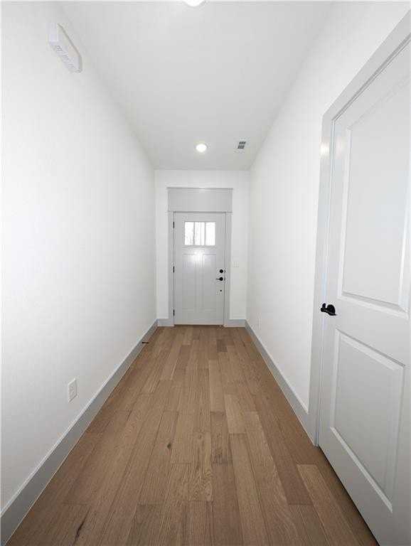 8 Whithorn Ln - Photo 6 of 25