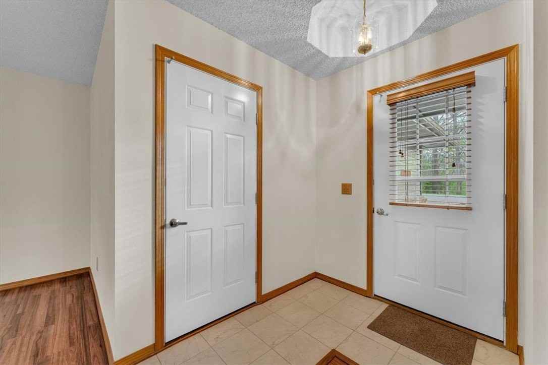 69 Walney Dr - Photo 5 of 27