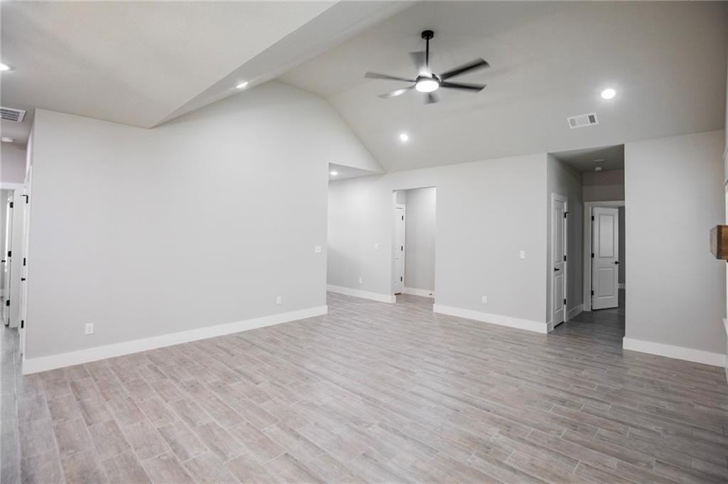 14 Kinloch Dr - Photo 7 of 24