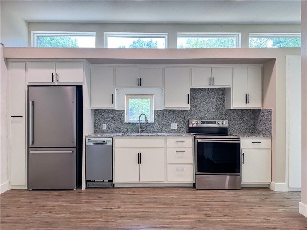 1111B S Ray Ave Unit B #B - Photo 5 of 17