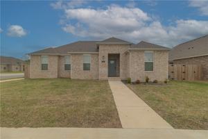 featured image of 112 S Broyles Ave