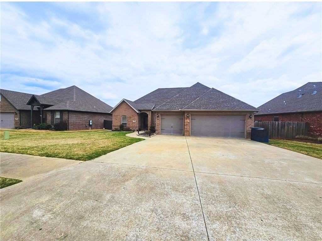 3803 Sw Kite Dr - Photo 2 of 32