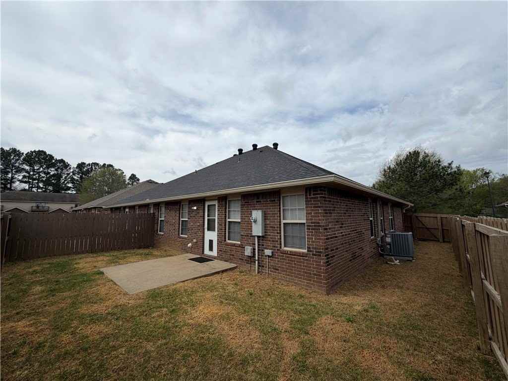 1584 N Willowbrook Dr - Photo 4 of 22