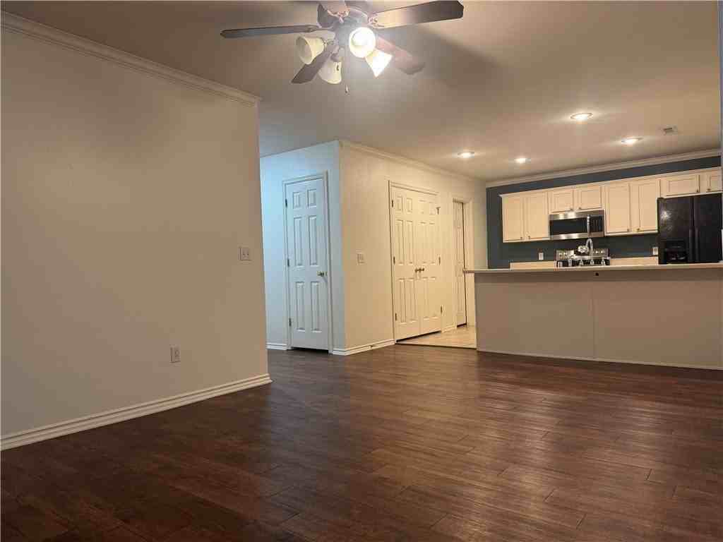 1584 N Willowbrook Dr - Photo 5 of 22