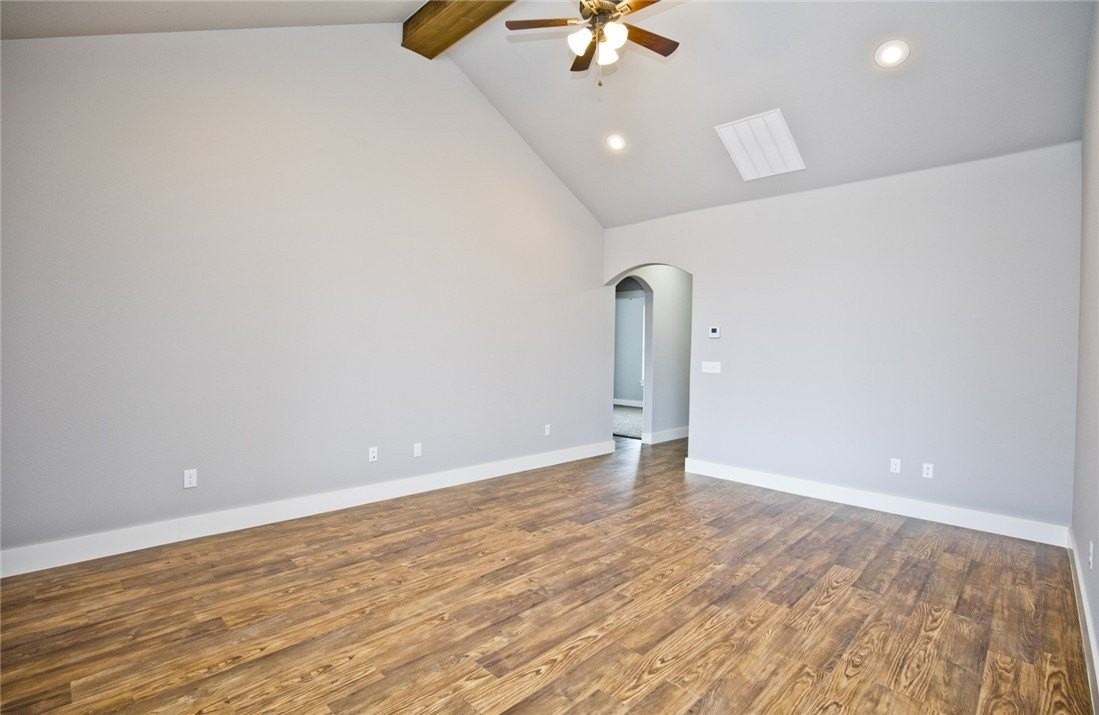 308 Alder St - Photo 6 of 19