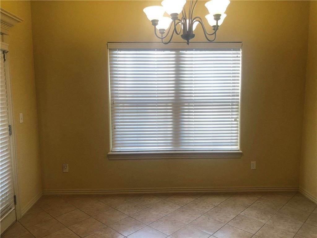 574 Westford St - Photo 5 of 13