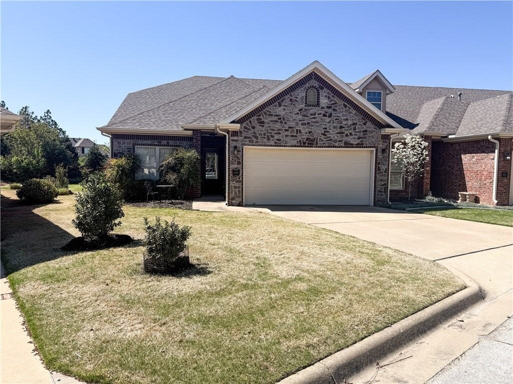 6665 W Valley View Rd - Photo 2 of 27