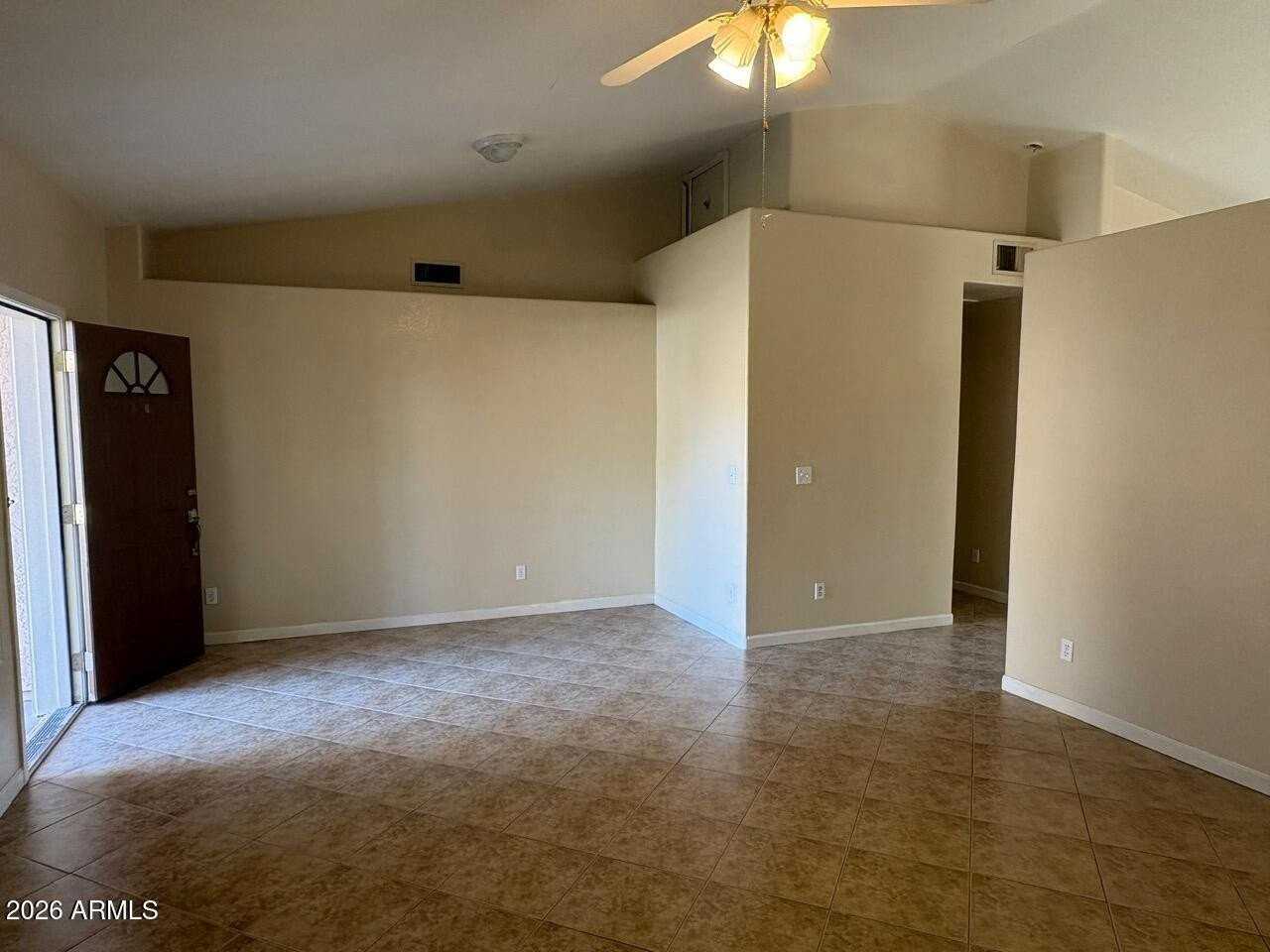 1913 E Marquette Dr - Photo 4 of 25