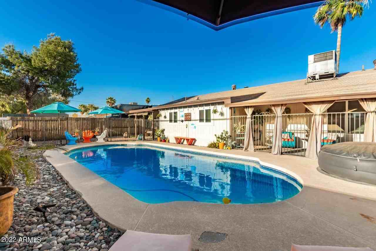 12728 N 40th Pl - Photo 2 of 27