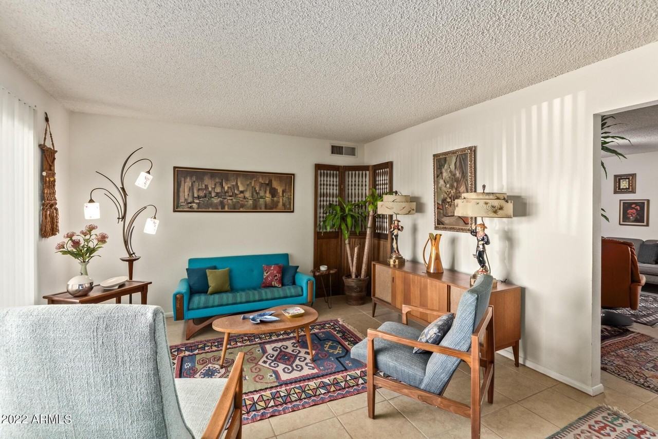 12728 N 40th Pl - Photo 4 of 27