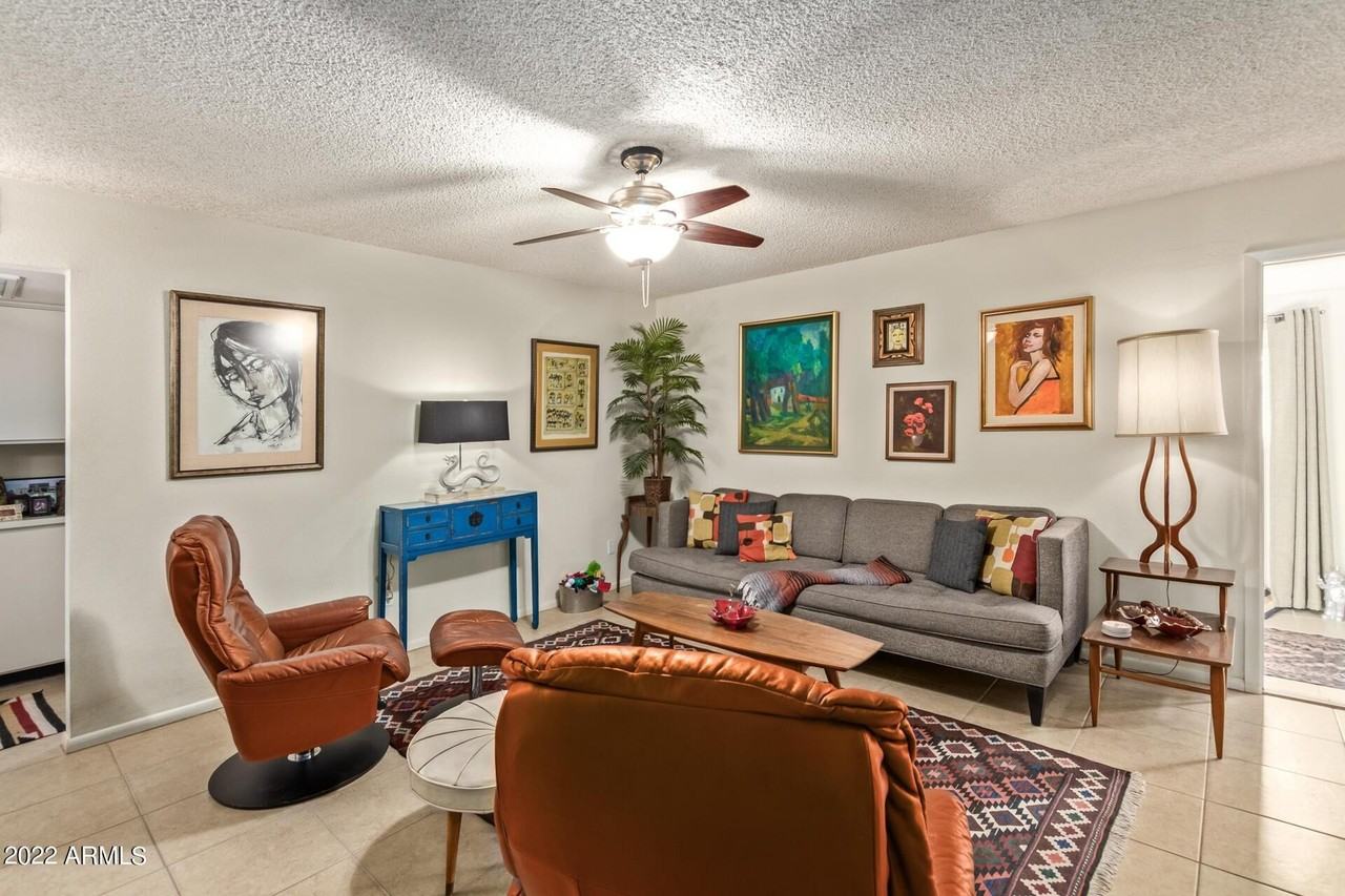 12728 N 40th Pl - Photo 6 of 27