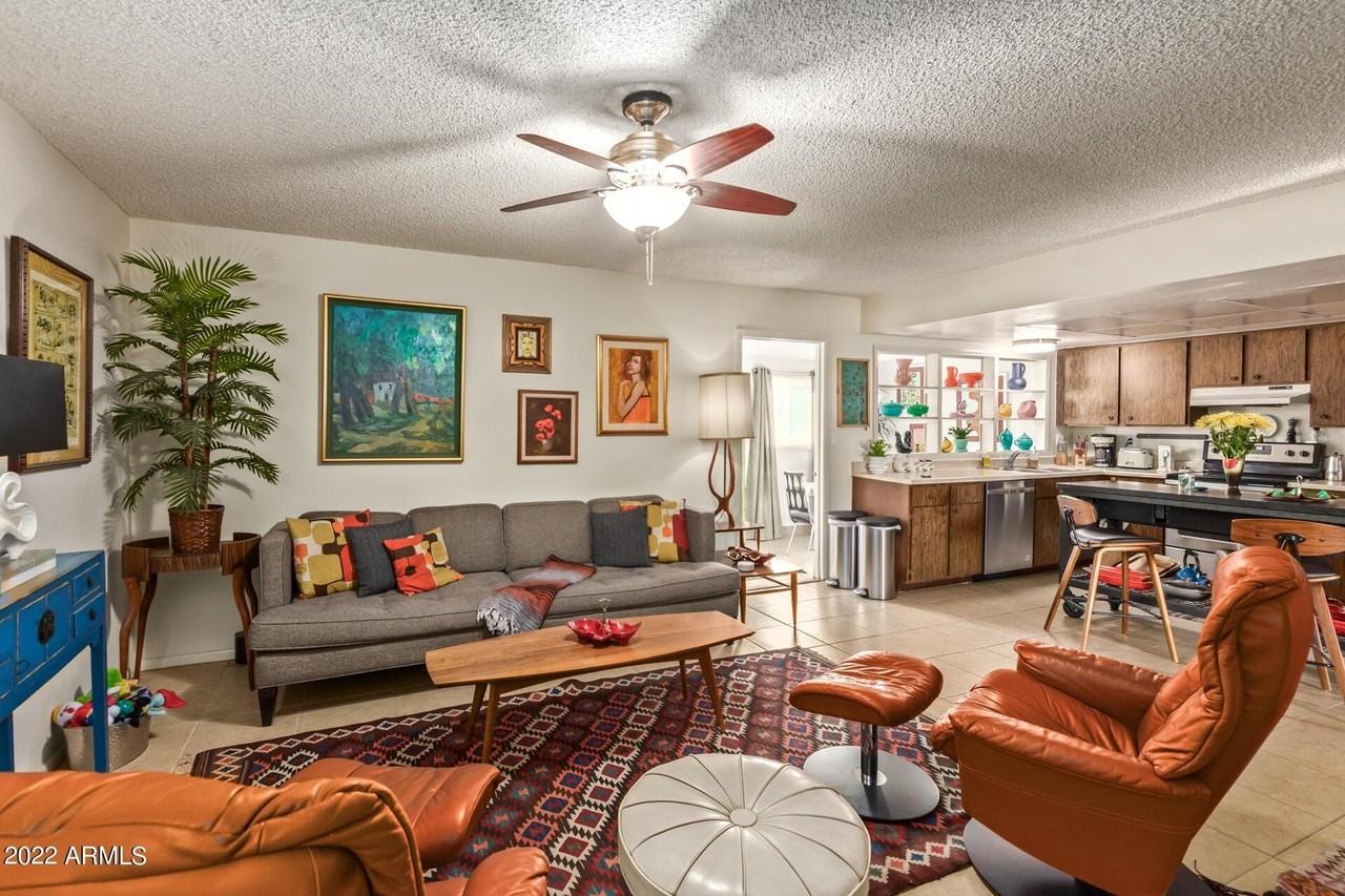 12728 N 40th Pl - Photo 7 of 27