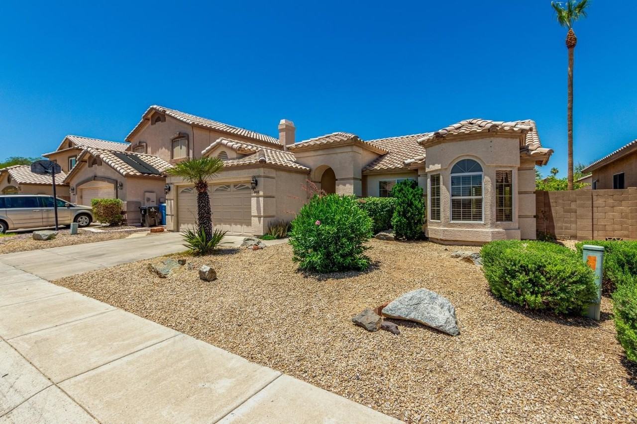 2412 E Wescott Dr - Photo 7 of 26