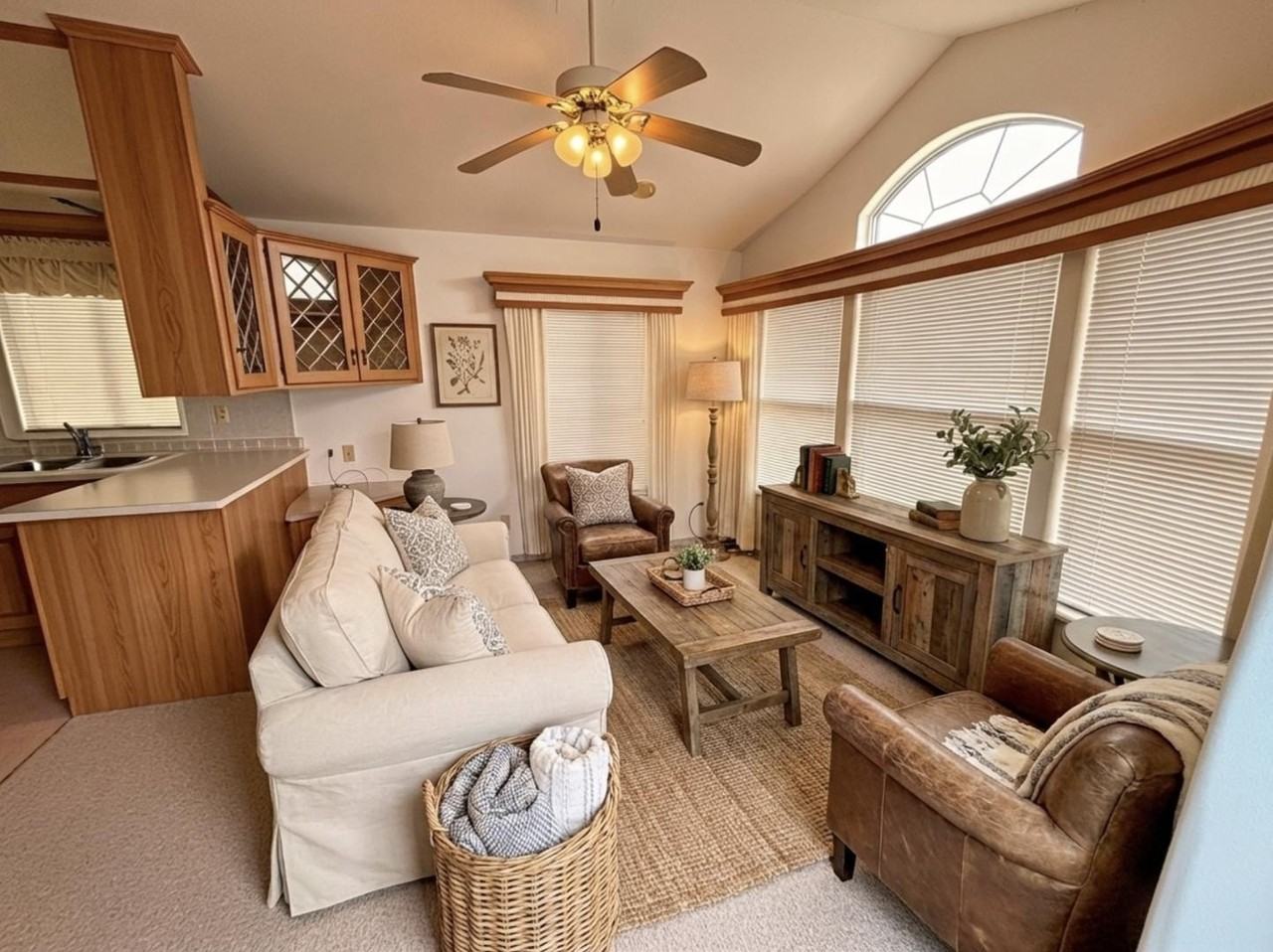 125 E Gila Dr - Photo 6 of 29