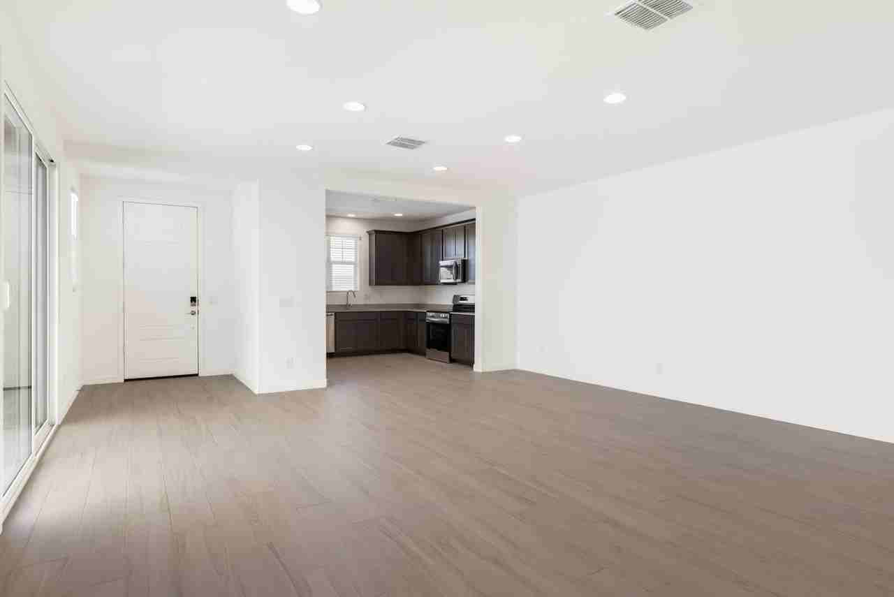 24623 N 164th Dr - Photo 4 of 29