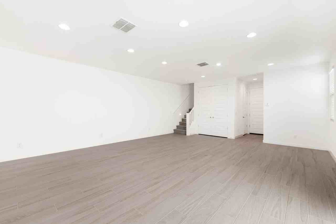 24623 N 164th Dr - Photo 5 of 29