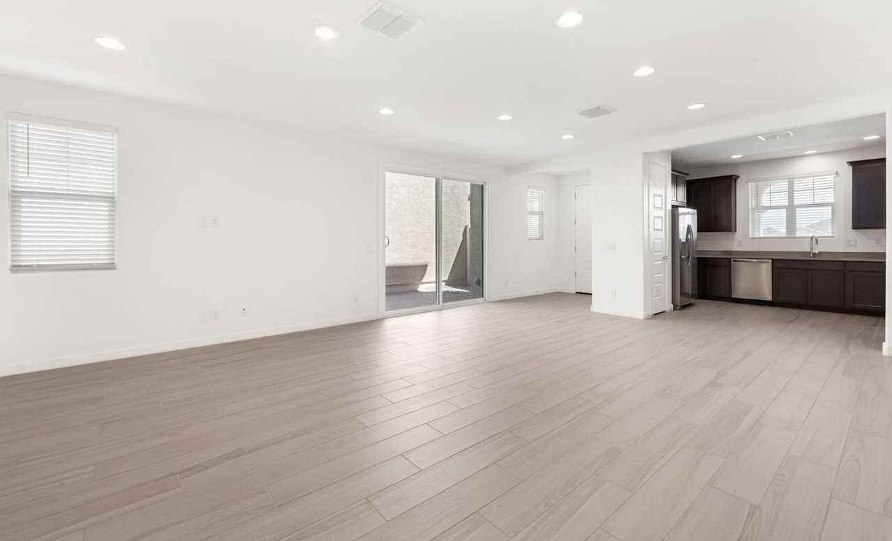 24623 N 164th Dr - Photo 7 of 29