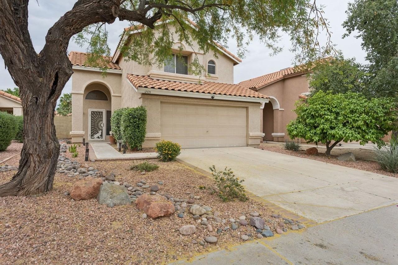 17435 N 46th St - Photo 4 of 38