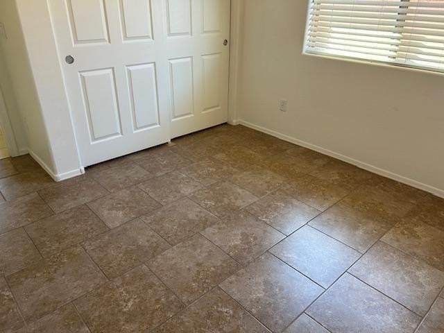 17794 W Rimrock St - Photo 5 of 13