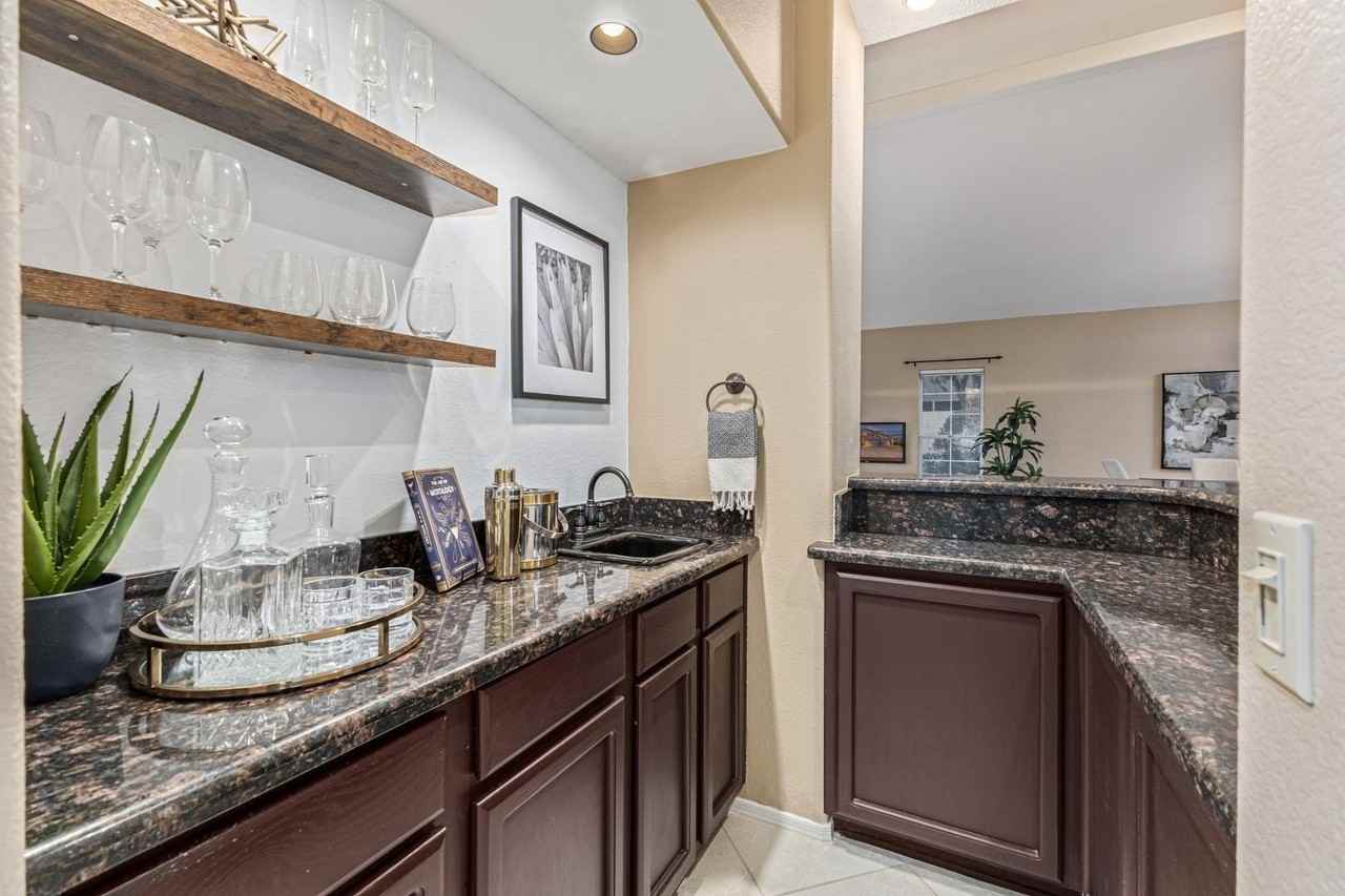 4843 E Windstone Trl - Photo 7 of 31