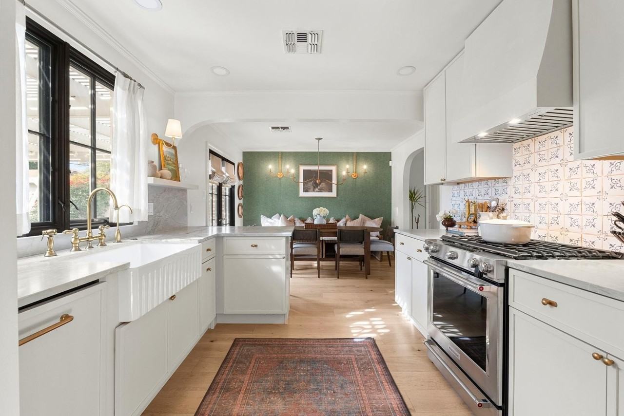 317 W Encanto Blvd - Photo 4 of 33