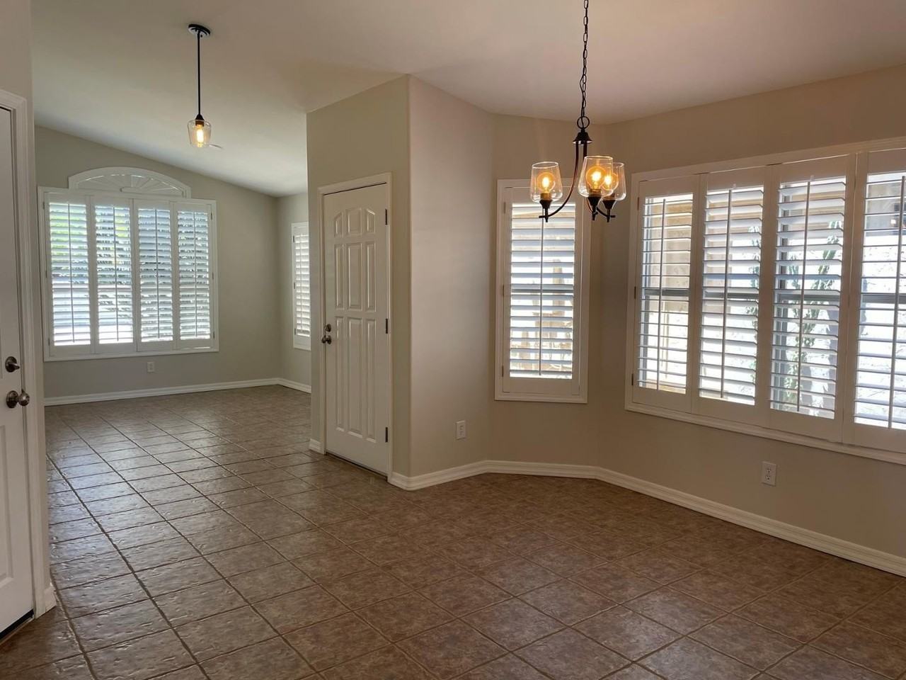 21611 N 48th Pl - Photo 4 of 24