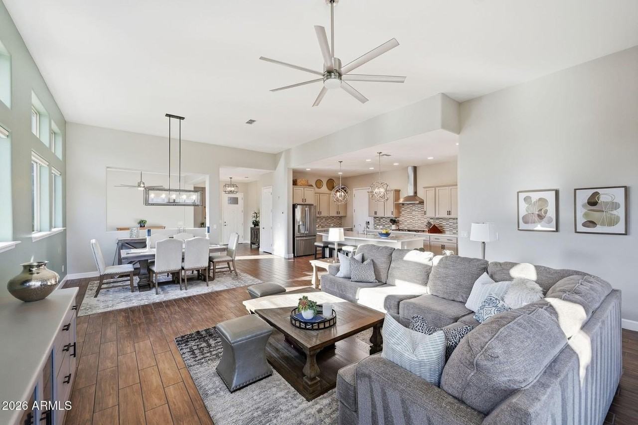 5113 N 207th Dr - Photo 3 of 14