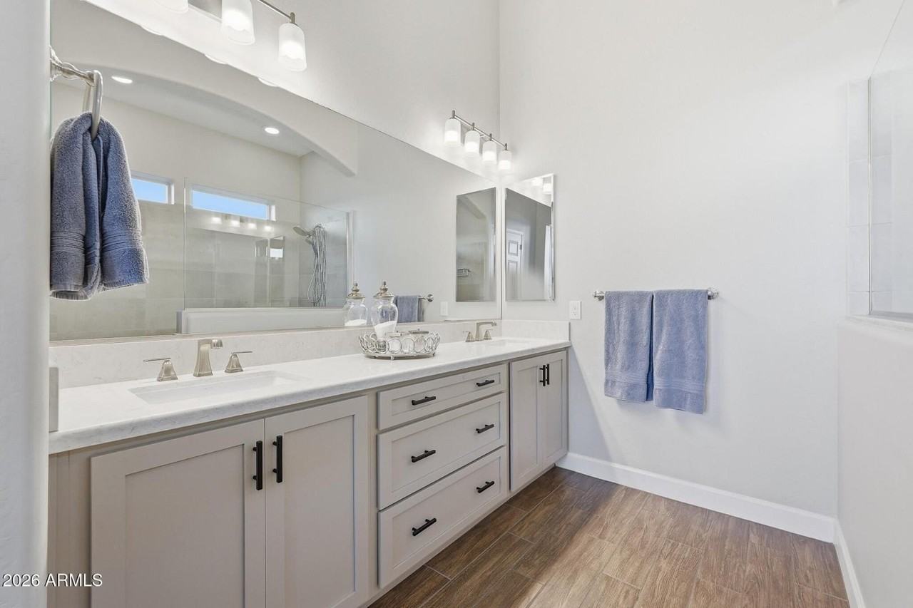 5113 N 207th Dr - Photo 6 of 14